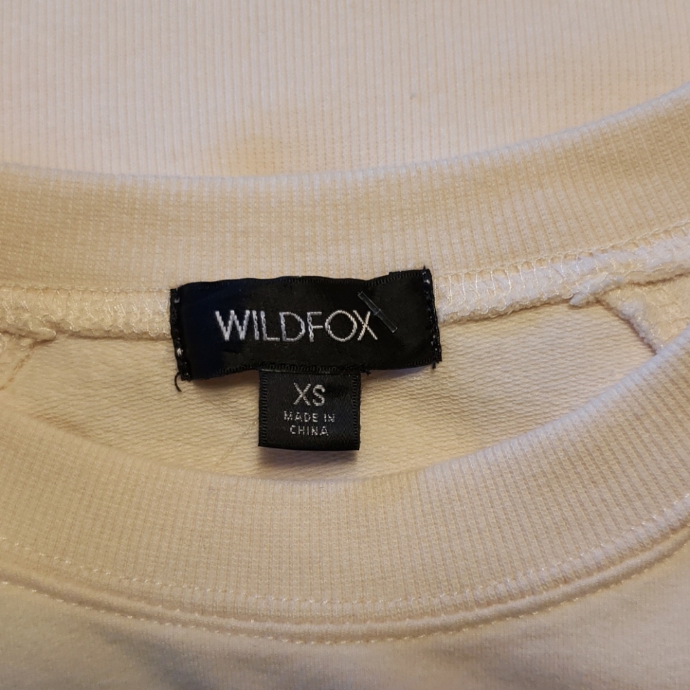 NWT Wildfox "All you need is love" Sweatshirt - Picture 7 of 7